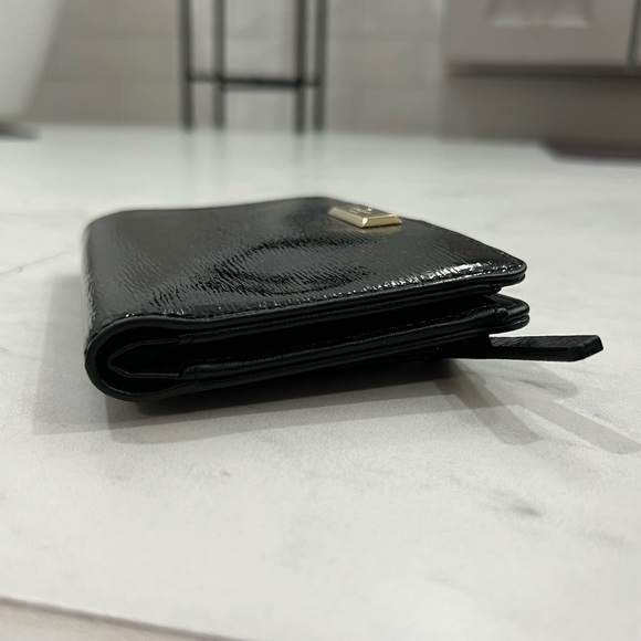 Kate Spade Wallet - Picture 6 of 8